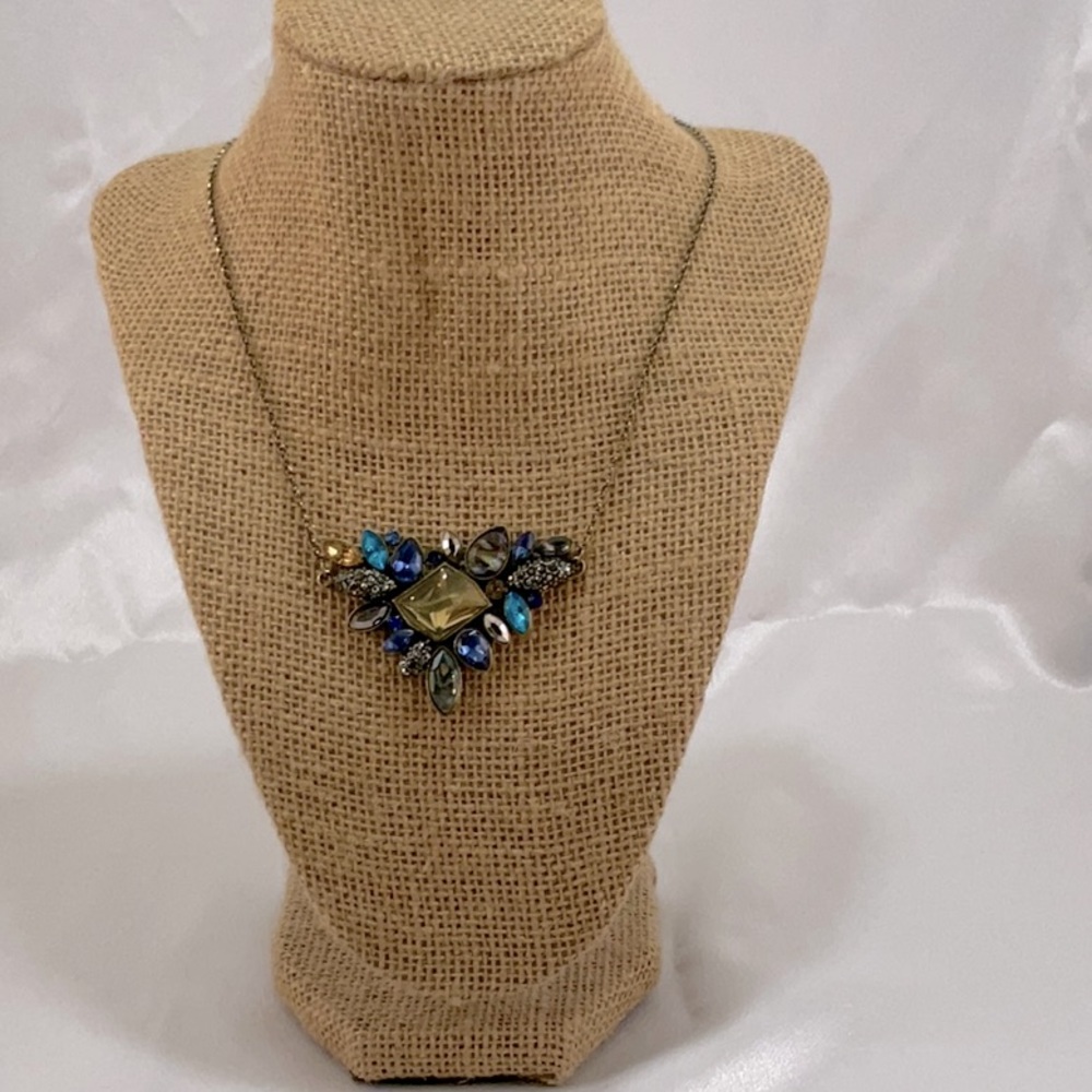 C&I Beautiful Crystal and Rhinestone Necklace